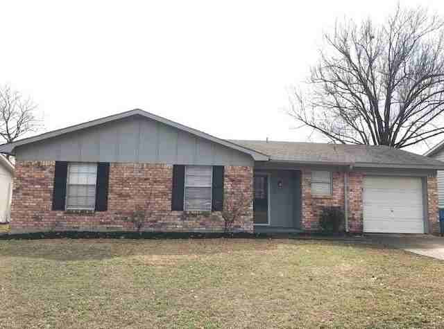 3110 Leanne St