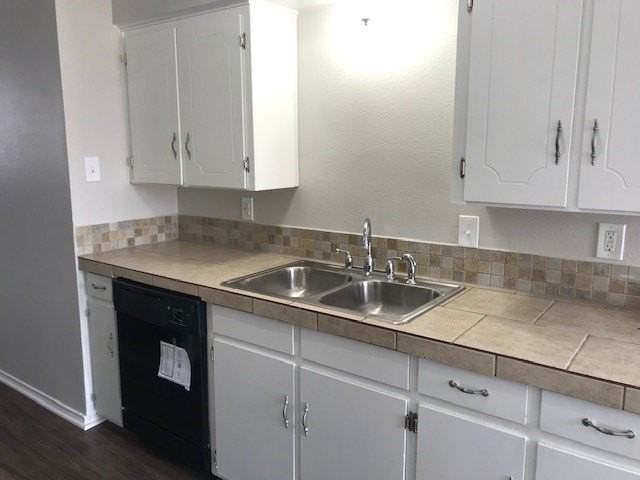 3110 Leanne St - Photo 4 of 12