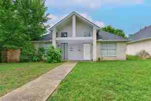 914 W Houston St - Photo 1 of 1