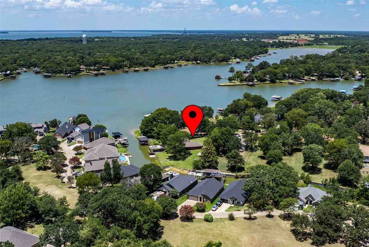 111 Hickory Creek Cir - Photo 2 of 34