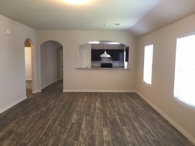 4004 Bonita Springs Dr - Photo 3 of 12