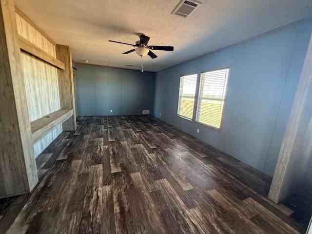 2251 Private Road 5112 - Photo 5 of 18