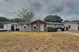 805 Aransas Dr - Photo 1 of 1