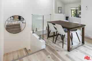 9024 Phyllis Ave #B - Photo 7 of 8