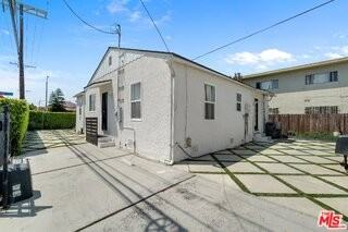 1978 S Holt Ave - Photo 2 of 7