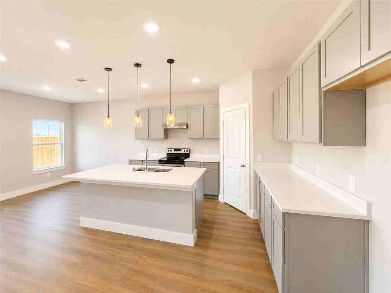 340 Mercy Street - Photo 3 of 9