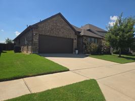 featured image of 4916 Monte Verde Dr