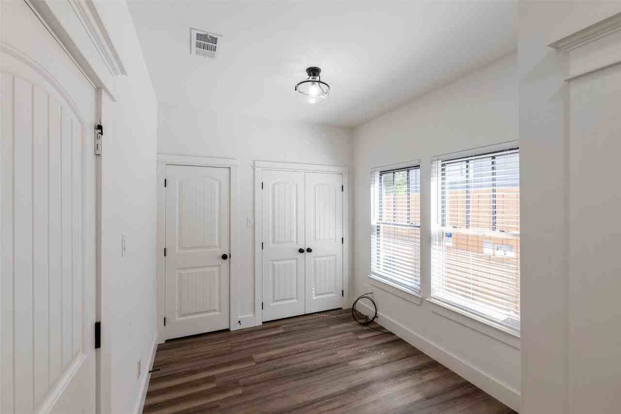 1139 Kings Hwy #103 - Photo 7 of 17