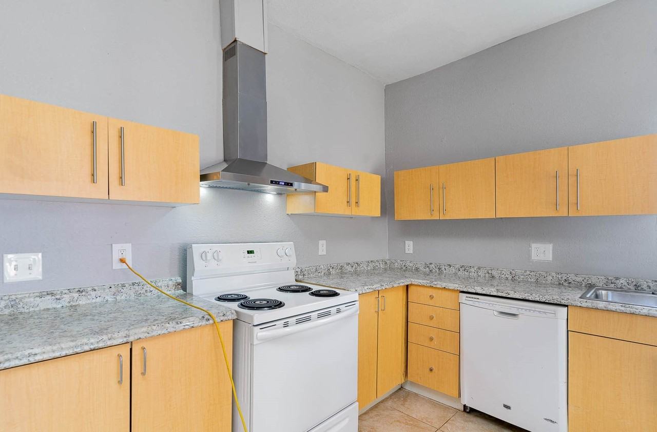 4509 Crozier St - Photo 3 of 13