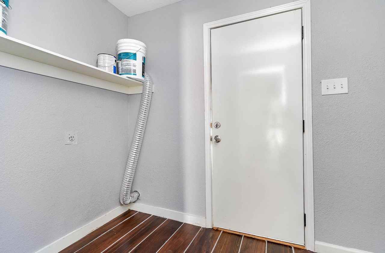 4509 Crozier St - Photo 6 of 13