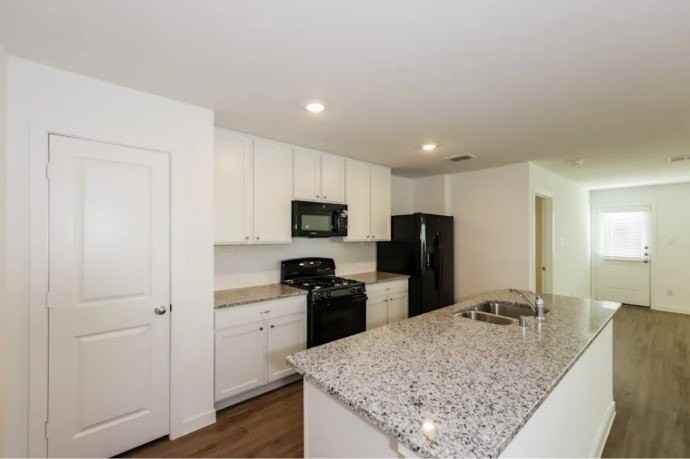 4901 Draper Ridge Dr - Photo 7 of 14