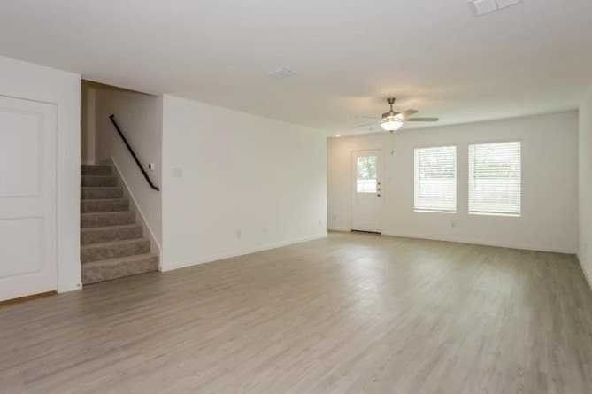 5105 Hidden Treasure Ln - Photo 4 of 14