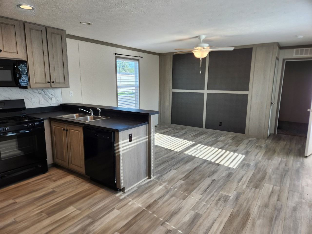 183 Colorado #183 - Photo 2 of 8