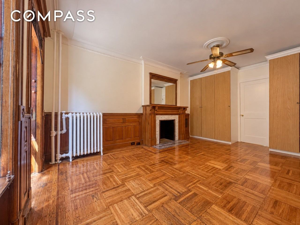 651 10th St #1 - Photo 2 of 15