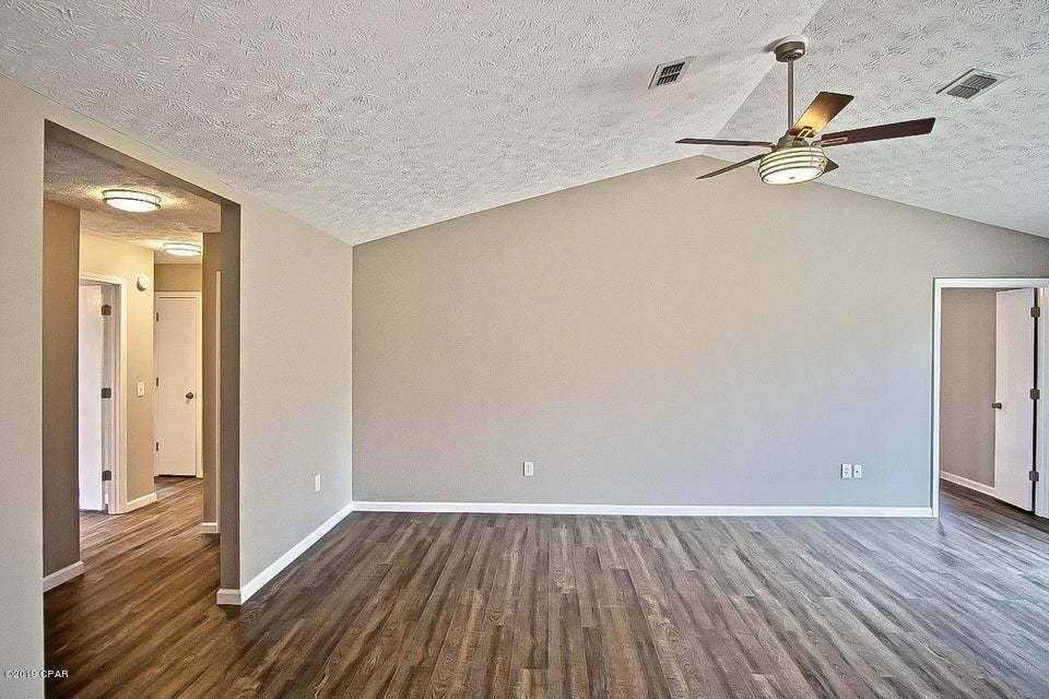 124 Abigail Ln - Photo 3 of 17