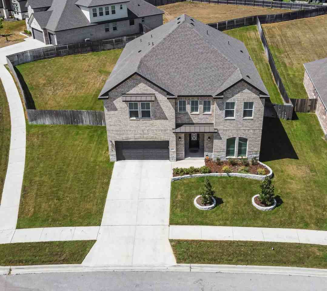 7915 Gold Dr - Photo 2 of 50