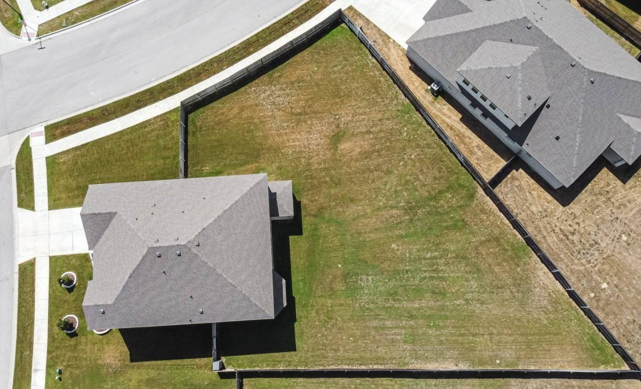 7915 Gold Dr - Photo 6 of 50