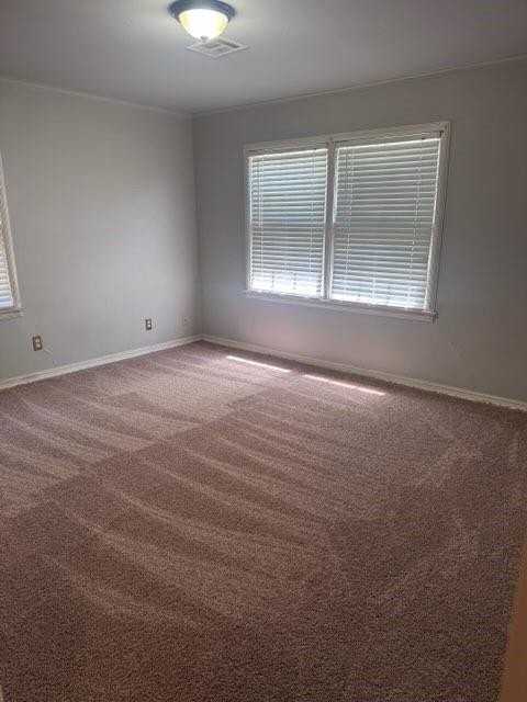 1103 Bedford Dr - Photo 5 of 10