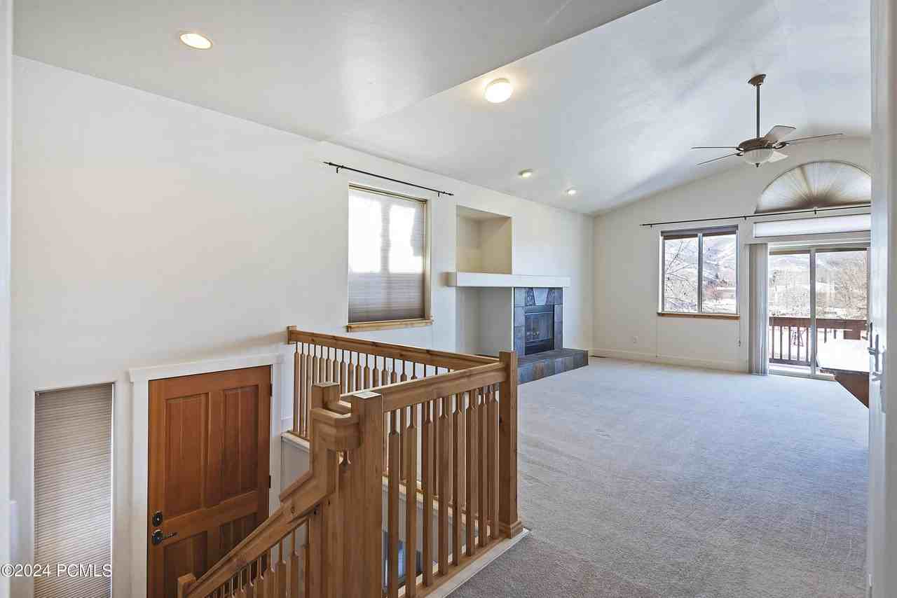 6653 Trout Creek Ct - Photo 2 of 30