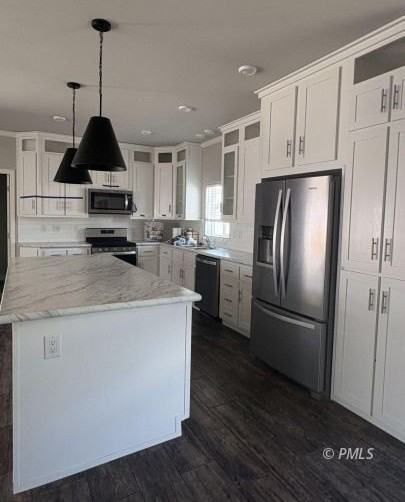 200 Thunderbird Ave - Photo 7 of 20