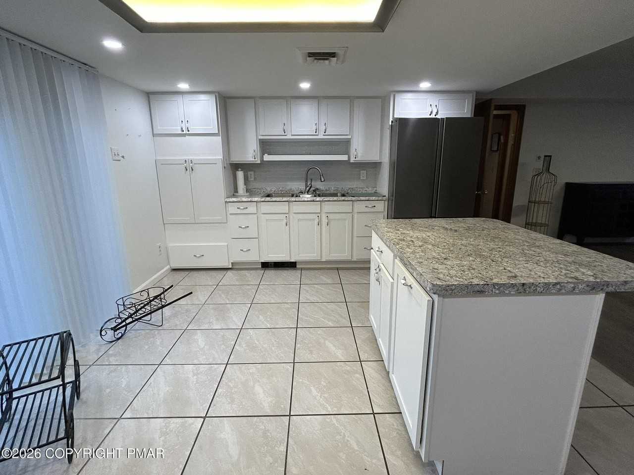 122 Nicoll Ln #B - Photo 6 of 28