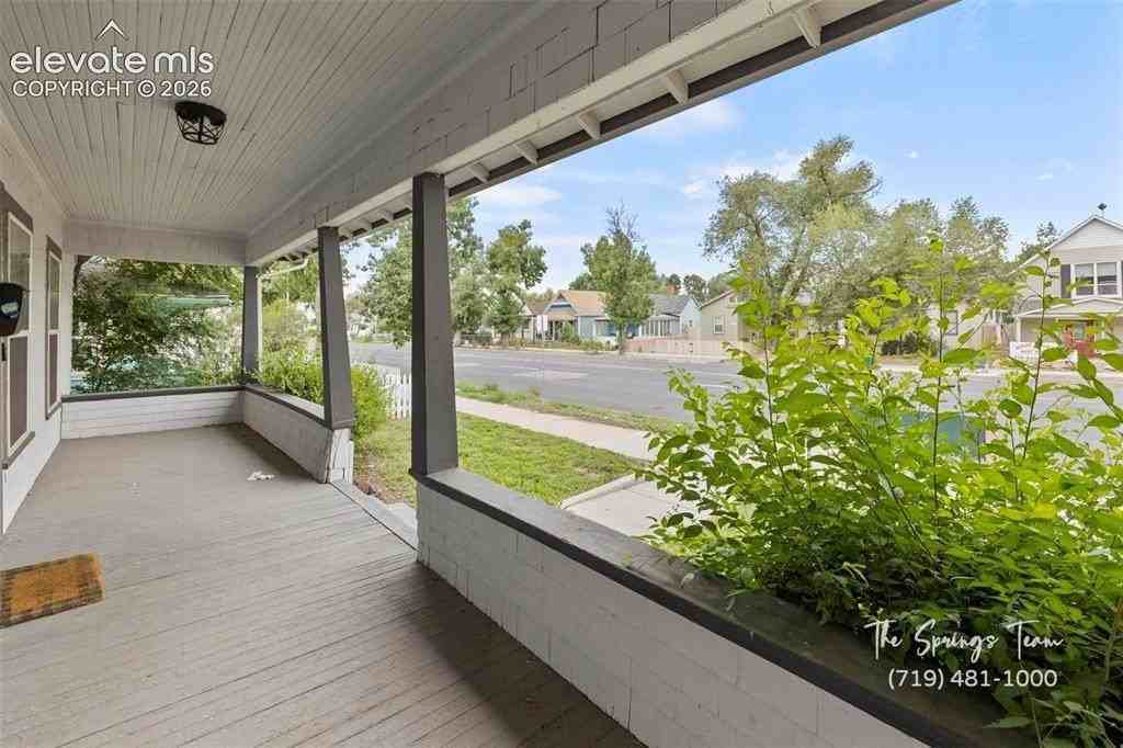 1130 W Colorado Ave - Photo 4 of 39