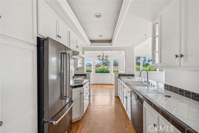 227 Ledroit St - Photo 4 of 8