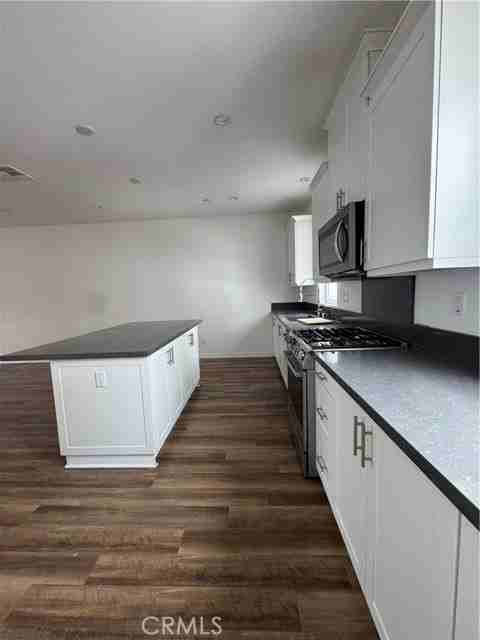 2338 Synergy - Photo 3 of 8