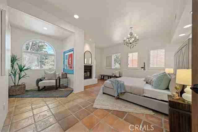 1046 Oro St - Photo 7 of 7