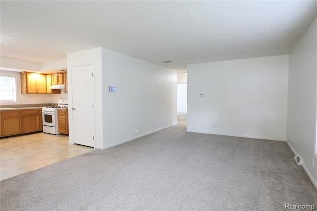 19905 Seminole - Photo 7 of 24