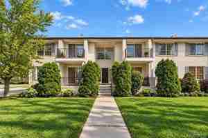 featured image of 1975 Axtell Dr