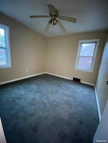 9381 Fielding St - Photo 4 of 10