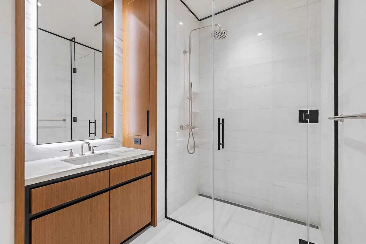 15 E 30th St - Photo 6 of 9
