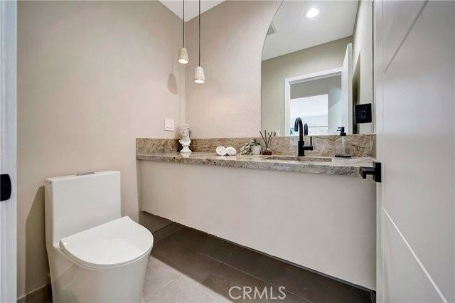 22120 Costanso St - Photo 4 of 8
