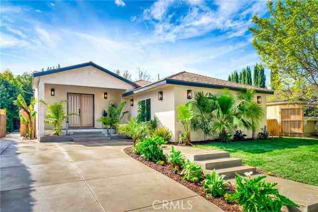22120 Costanso St - Photo 7 of 8