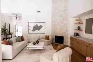 featured image of 3436 Longridge Ave