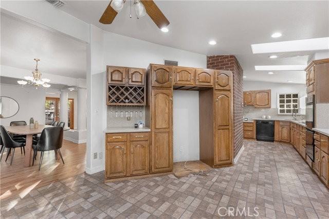 9348 Tujunga Canyon Blvd - Photo 3 of 8
