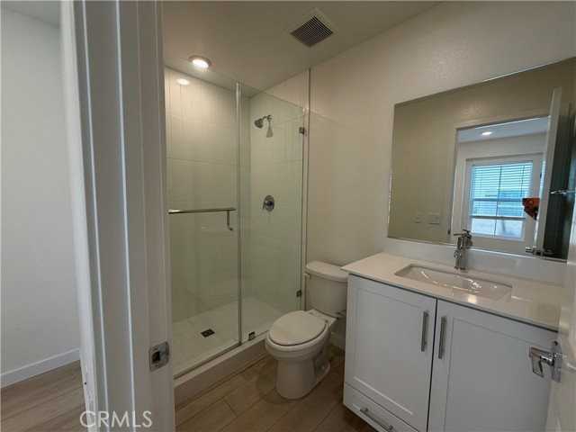 22316 Spanish Oak Ct - Photo 3 of 6