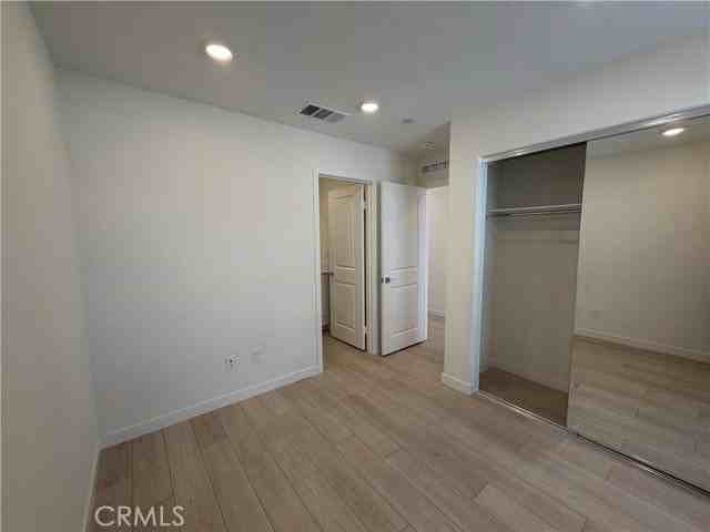 22316 Spanish Oak Ct - Photo 4 of 6