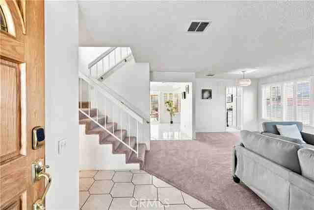 482 Vista Del Norte - Photo 6 of 8