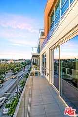 1705 Ocean Ave #405 - Photo 3 of 5
