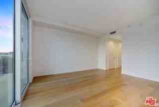 1705 Ocean Ave #405 - Photo 4 of 5