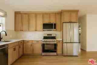 244 Dimmick Ave - Photo 7 of 8