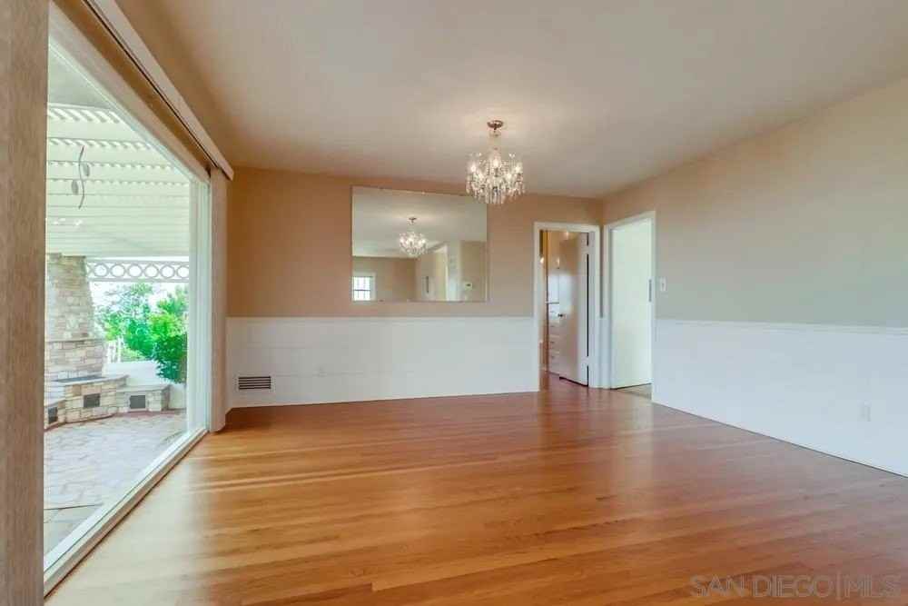 3812 Henry St - Photo 6 of 25