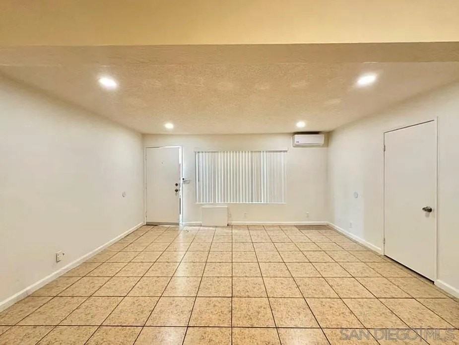 9360 San Diego St #3 - Photo 2 of 6