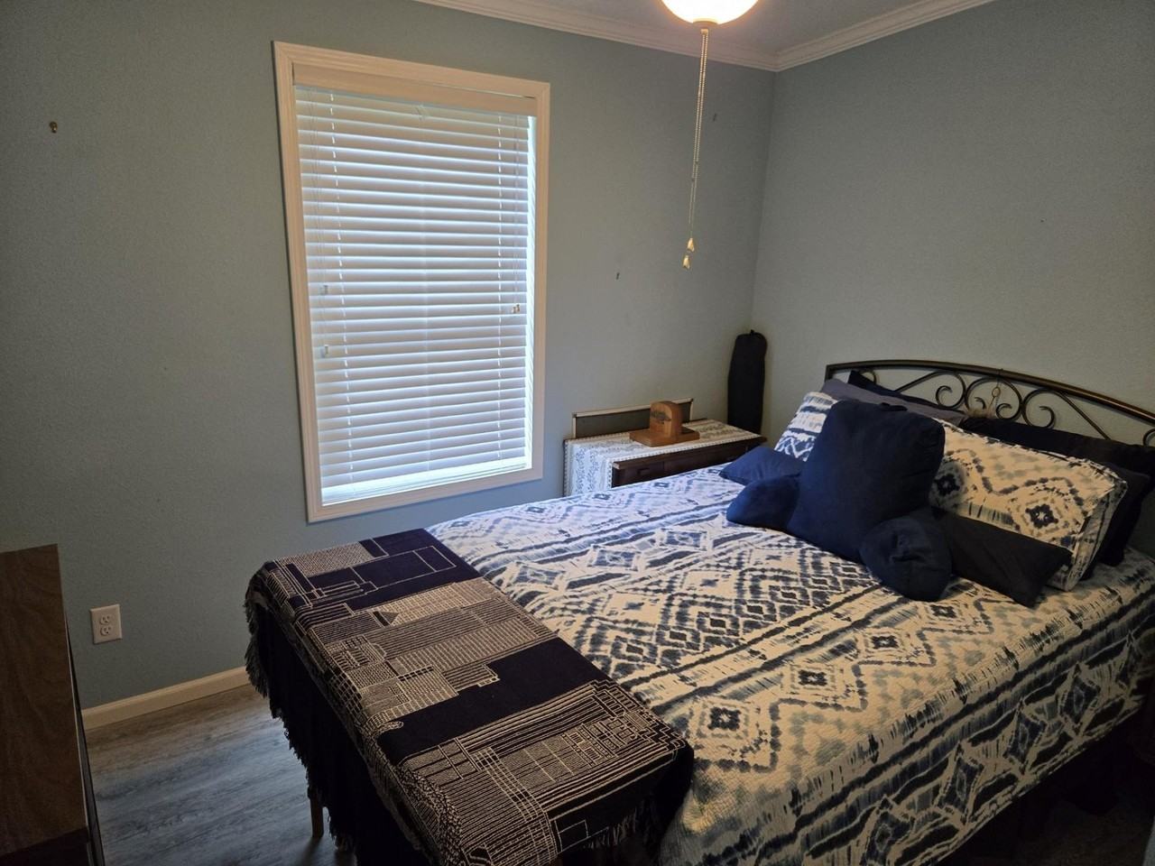 631 Andrew Ave - Photo 7 of 19