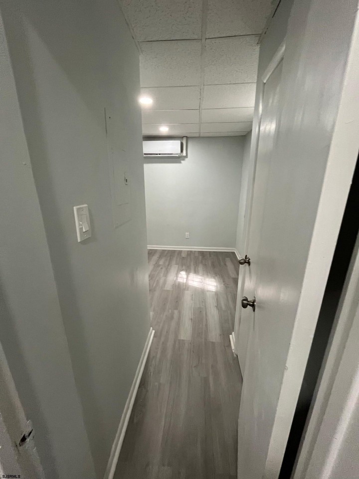 1731 Atlantic Ave - Photo 4 of 28