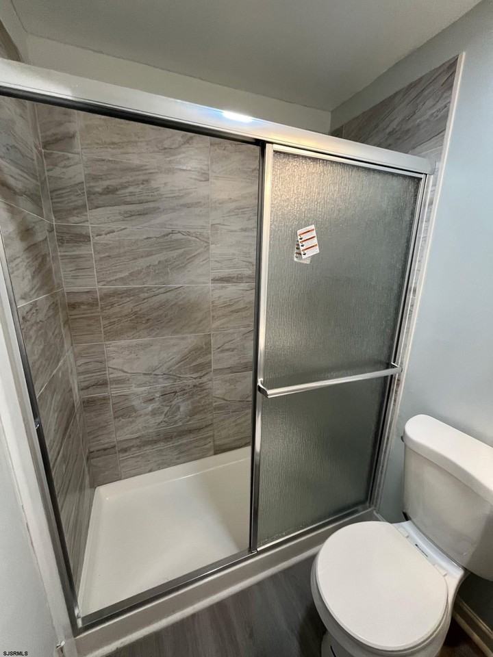 1731 Atlantic Ave - Photo 5 of 28