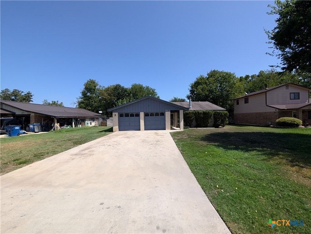163 Woods End - Photo 3 of 40