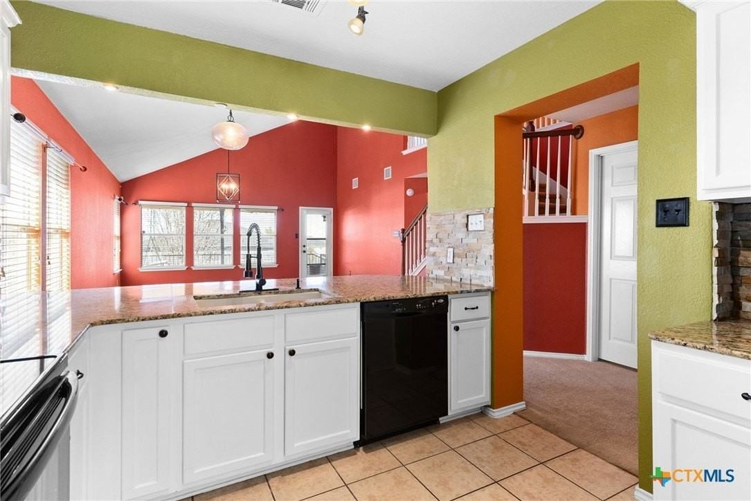 6303 Blayney Dr - Photo 2 of 19